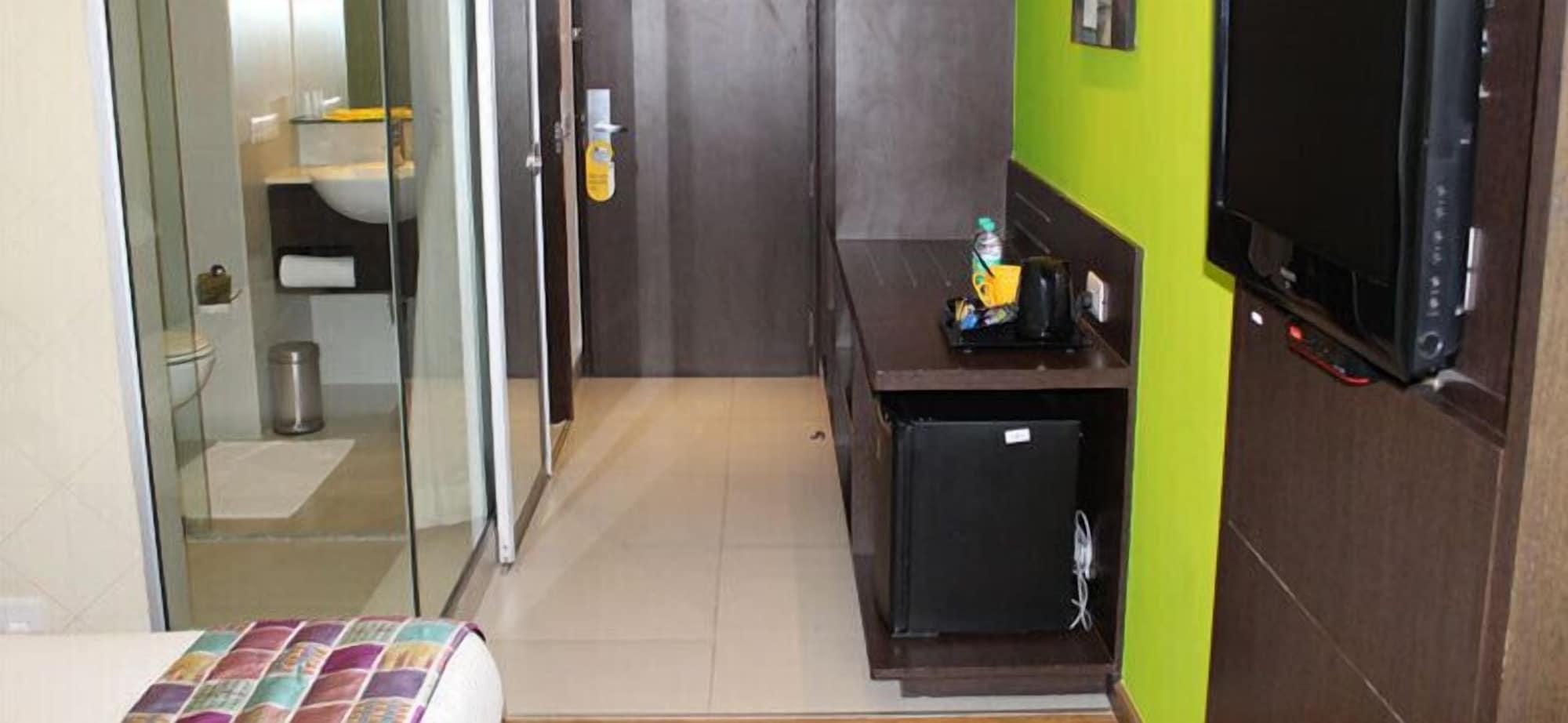 Keys Prima By Lemon Tree Hotels, Pimpri, Pune Exterior foto